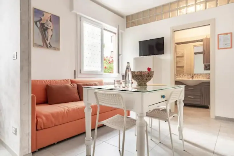 Holistay Suites Venezia Mestre