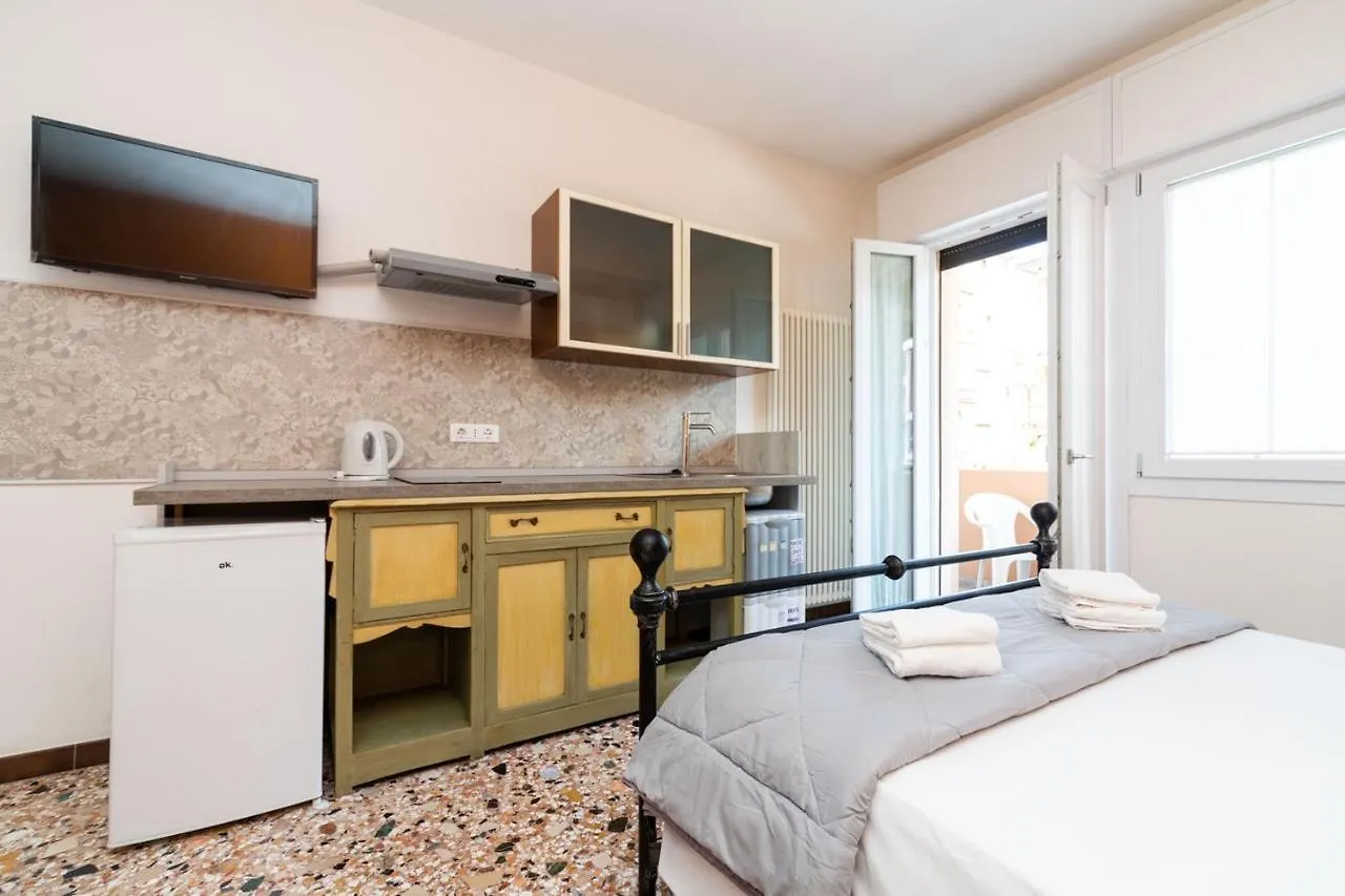 Holistay Suites Venezia Mestre
