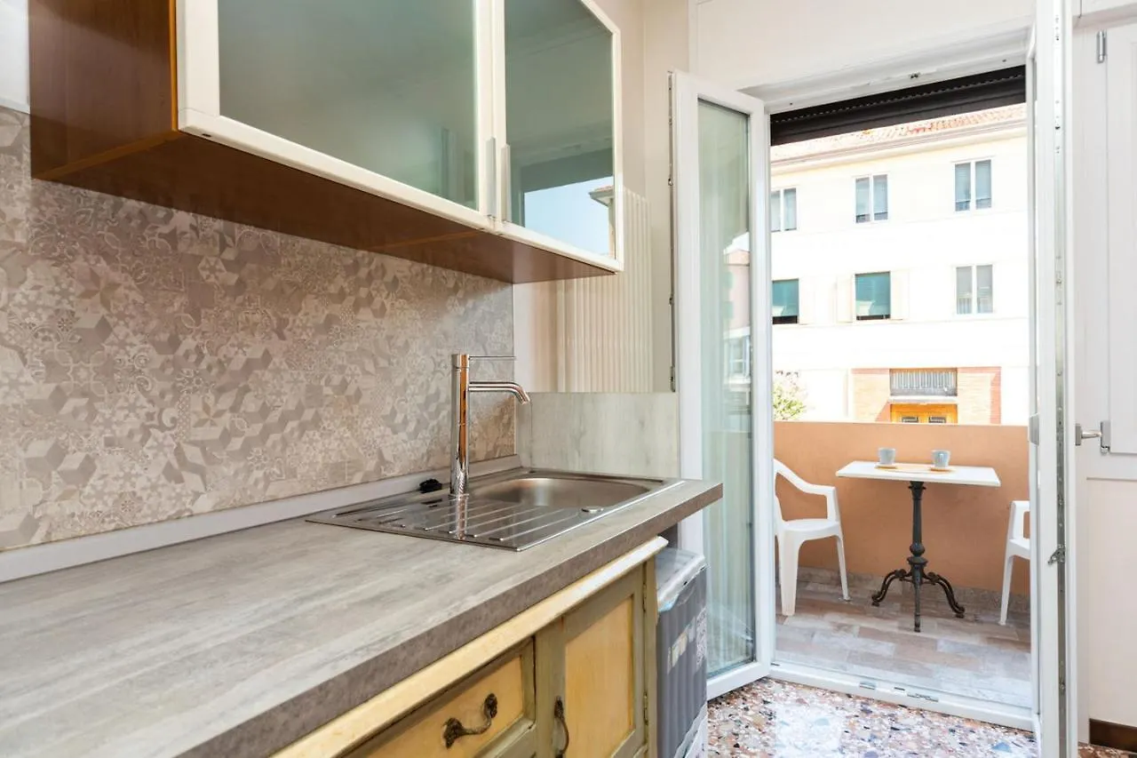 Holistay Suites Venezia Mestre
